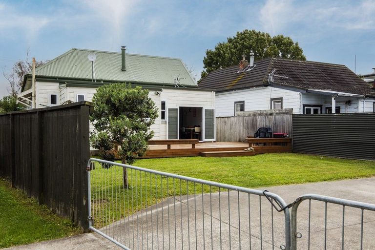 Photo of property in 55 Stafford Street, Whataupoko, Gisborne, 4010