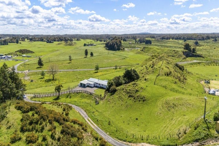 Photo of property in 1168 Oturoa Road, Hamurana, Rotorua, 3072