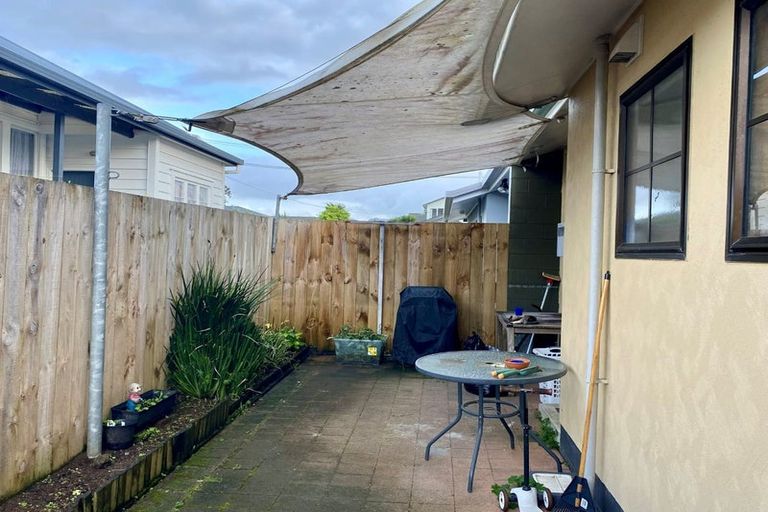 Photo of property in 3/96 Mill Road, Kensington, Whangarei, 0112