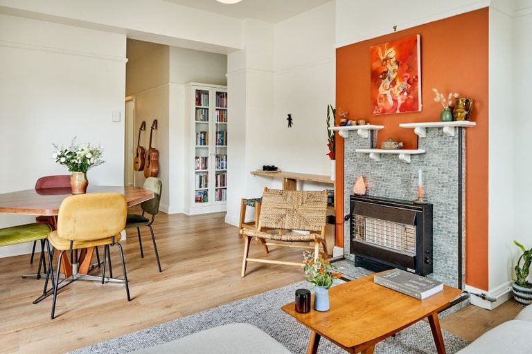 Photo of property in 4/24 Elizabeth Street, Mount Victoria, Wellington, 6011