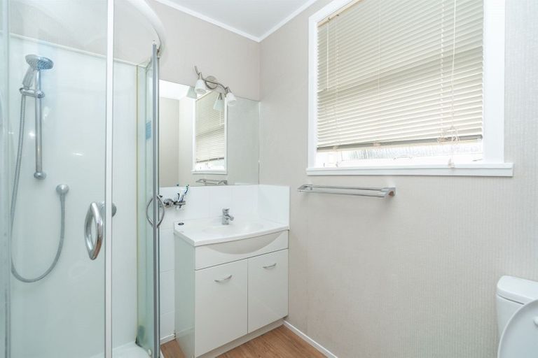 Photo of property in 6 Cricket Place, Melville, Hamilton, 3206