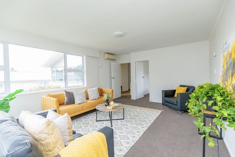 Photo of property in 14 Angell Street, Johnsonville, Wellington, 6037