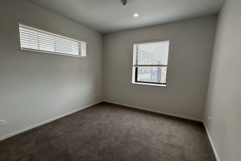 Photo of property in 105/25 Potter Avenue, Northcote, Auckland, 0627