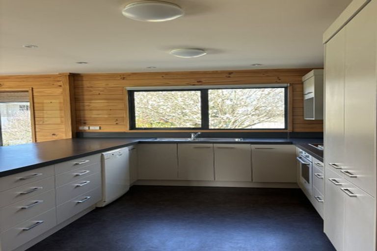 Photo of property in 225 Hoeka Road, Matangi, Hamilton, 3284