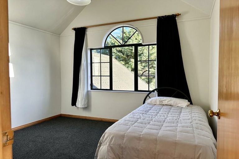 Photo of property in 11 Woodgate Court, Fitzherbert, Palmerston North, 4410