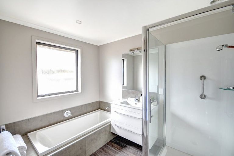 Photo of property in 47 Silver Springs Boulevard, Mosgiel, 9024