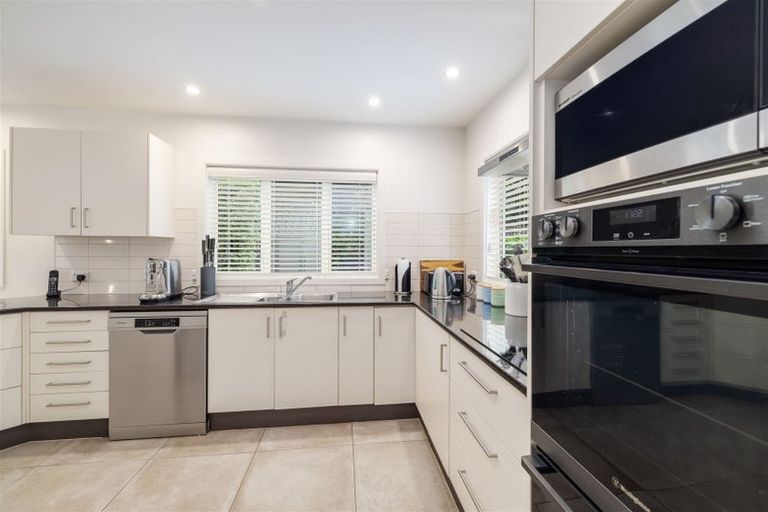 Photo of property in 186 Fendalton Road, Fendalton, Christchurch, 8052