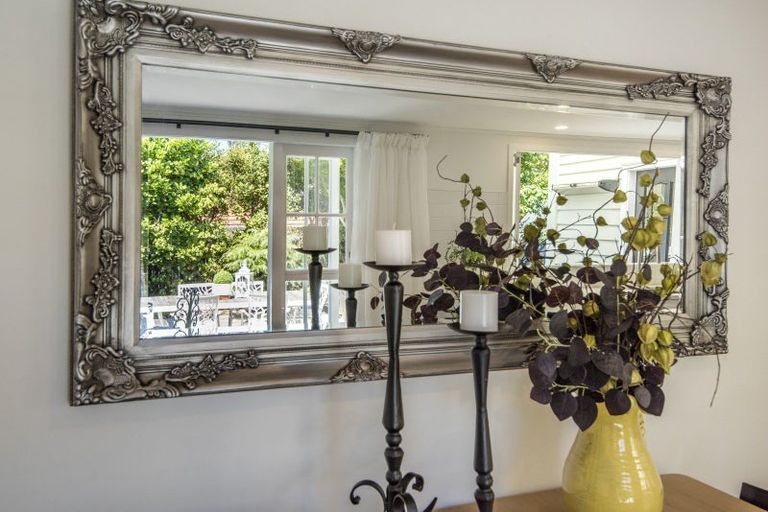 Photo of property in 37 Kiwi Road, Stanley Point, Auckland, 0624