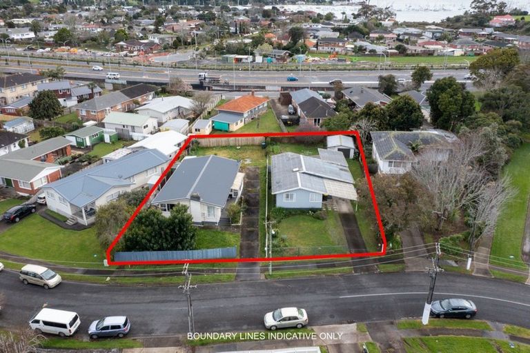 Photo of property in 59 Dale Crescent, Pakuranga, Auckland, 2010