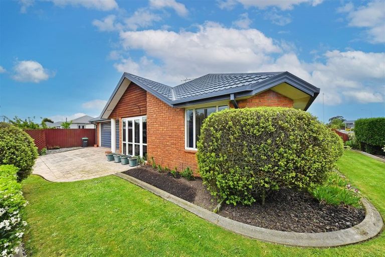 Photo of property in 19 Seymour Street, Hornby, Christchurch, 8042