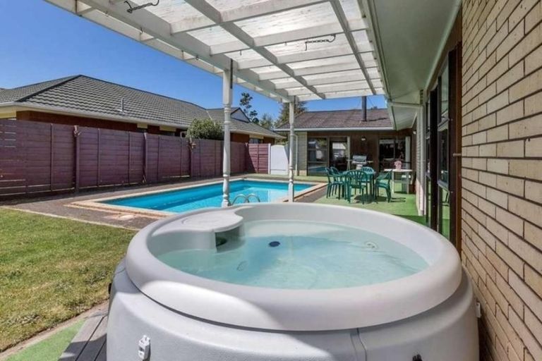 Photo of property in 226 Fairway Drive, Te Kamo, Whangarei, 0112