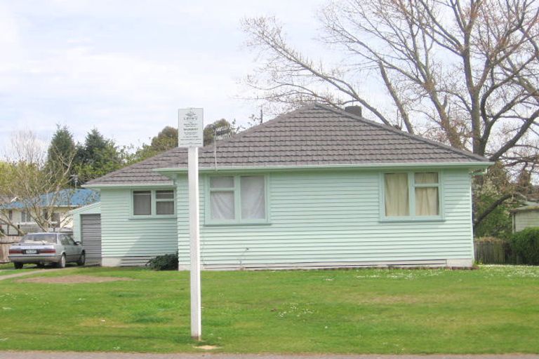 Photo of property in 16 Pandora Avenue, Sunnybrook, Rotorua, 3015