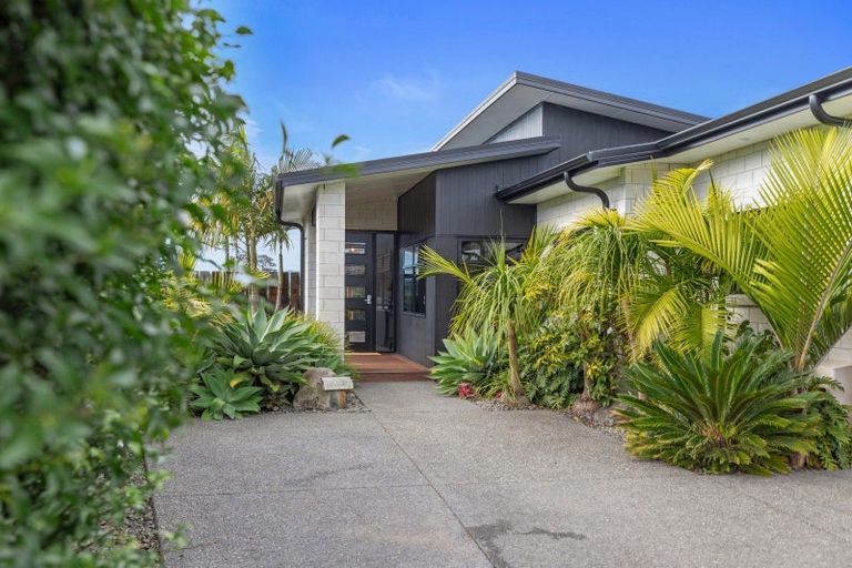 Photo of property in 6 Omapere Lane, Pyes Pa, Tauranga, 3112