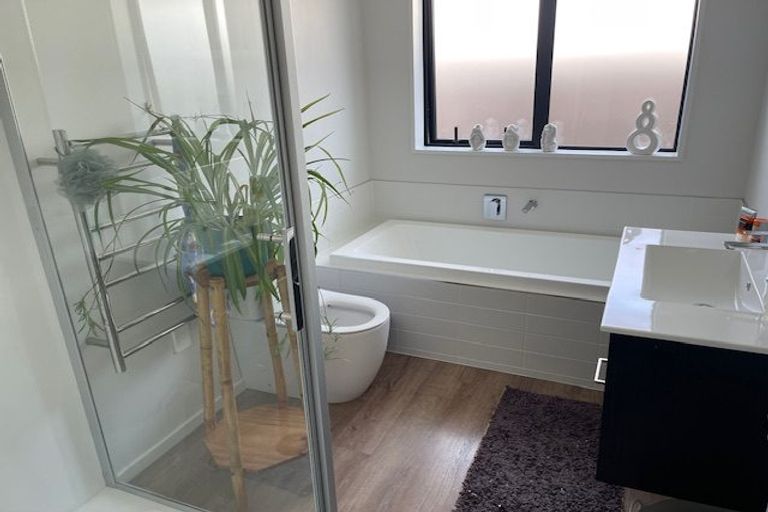 Photo of property in 48 Quinn Crescent, Woodend, 7610