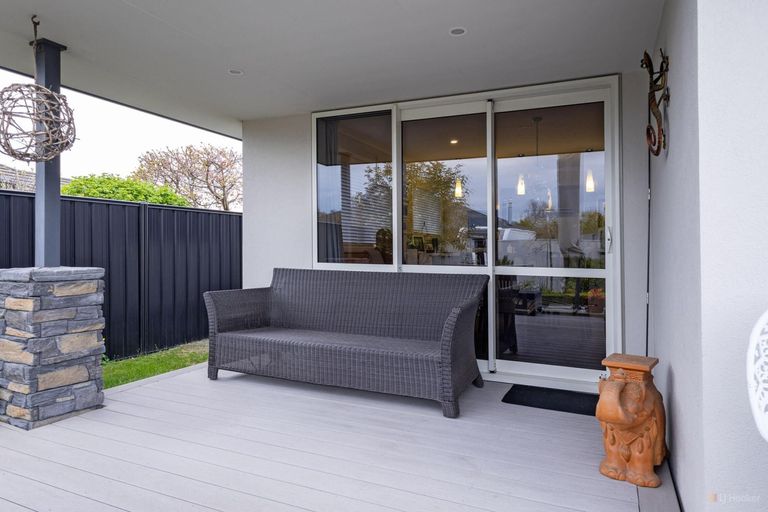 Photo of property in 16 Tancred Street, Geraldine, 7930