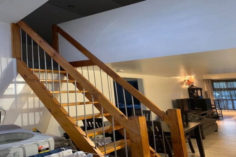 Photo of property in 12 Mckinley Road, Sunnyvale, Auckland, 0612