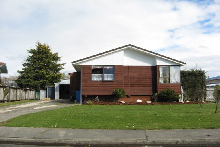 Photo of property in 12 Sunbelt Crescent, Takaka, 7110