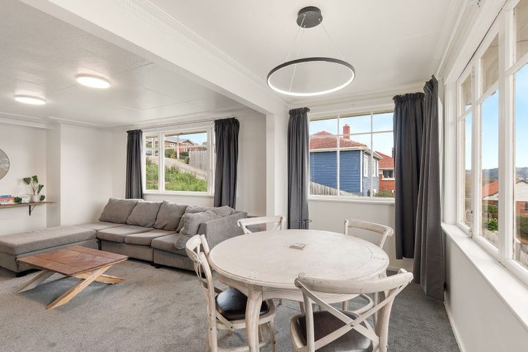 Photo of property in 30 Scotland Terrace, Green Island, Dunedin, 9018