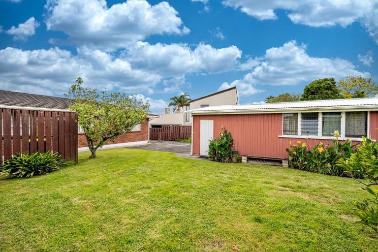 Photo of property in 41 Bramley Drive, Farm Cove, Auckland, 2012