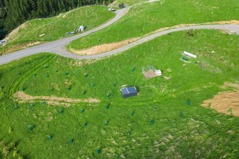 Photo of property in 409 Akatarawa Road, Reikorangi, 5391