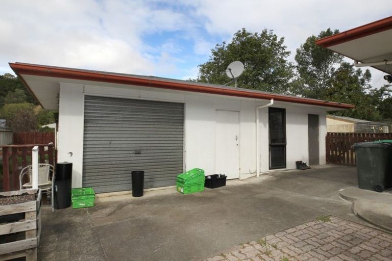 Photo of property in 3 Toop Street, Havelock North, 4130