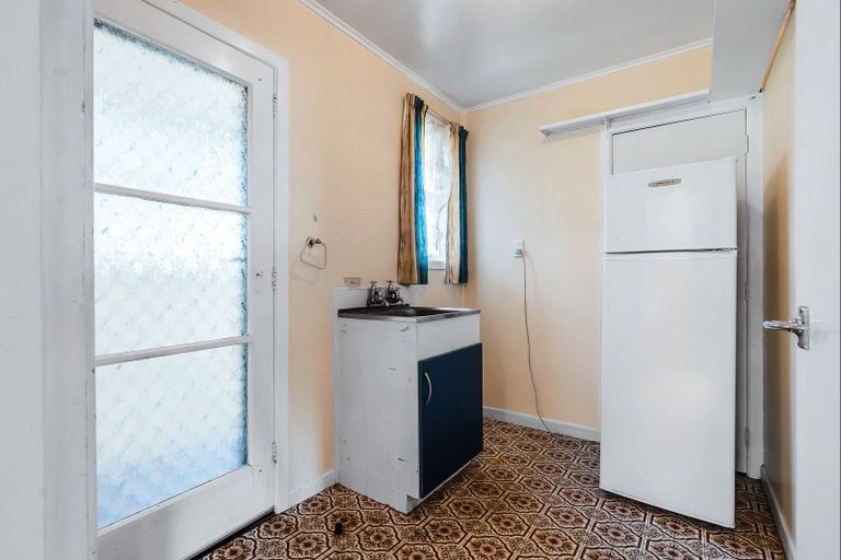 Photo of property in 10 Tamakui Grove, Turangi, 3334