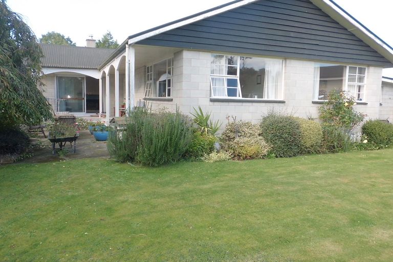 Photo of property in 35 Wallingford Road, Temuka, 7920