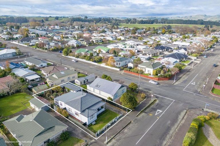 Photo of property in 43 Gordon Street, Dannevirke, 4930