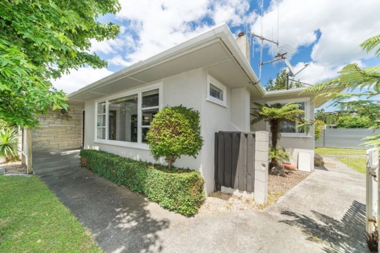 Photo of property in 4 Marriner Street, Highbury, Palmerston North, 4412