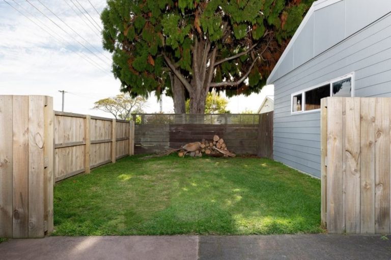 Photo of property in 37a Queen Road, Bellevue, Tauranga, 3110
