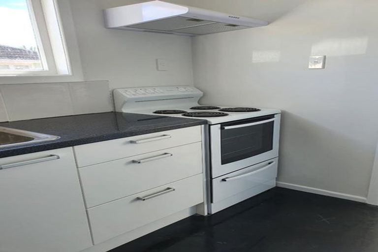 Photo of property in 33 Johnstones Road, Otara, Auckland, 2023