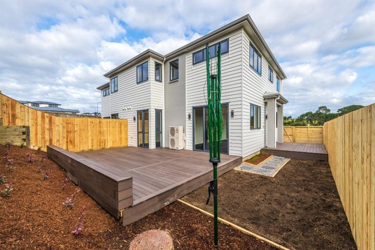 Photo of property in 134 Ninth View Avenue, Beachlands, Auckland, 2018