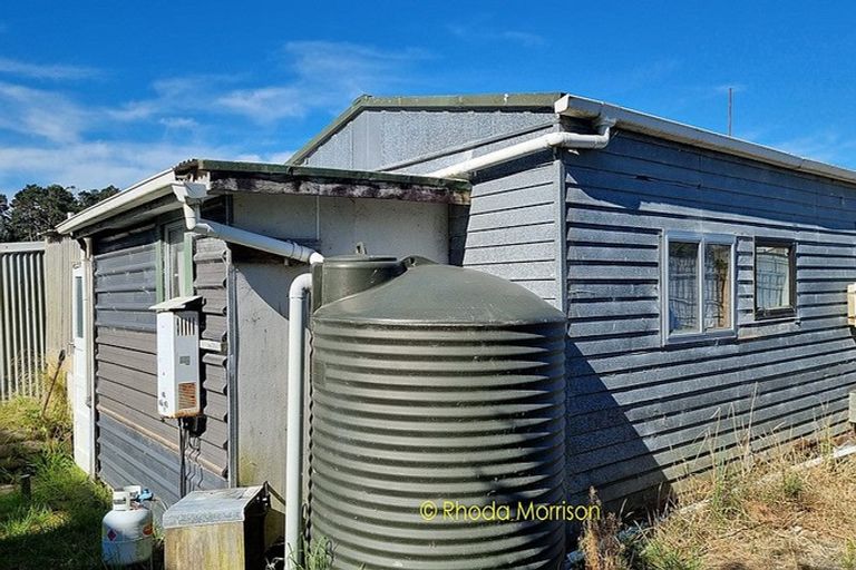 Photo of property in 32 Sandy Beach Road, Tinopai, 0593