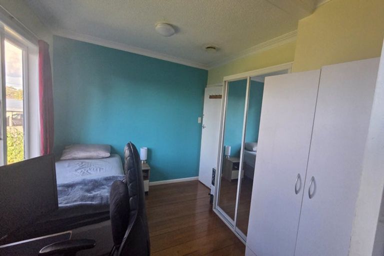 Photo of property in 15 Brains Road, Kelston, Auckland, 0602