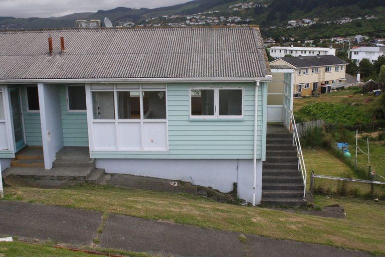 Photo of property in 34 Roberts Street, Tawa, Wellington, 5028
