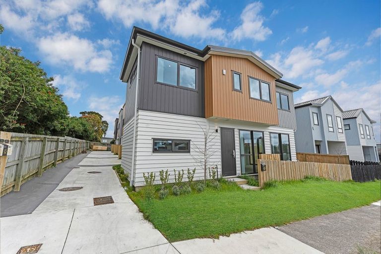 Photo of property in 26a Cape Road, Mangere, Auckland, 2022