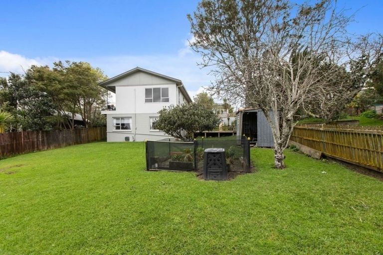 Photo of property in 2/195 Metcalfe Road, Ranui, Auckland, 0612