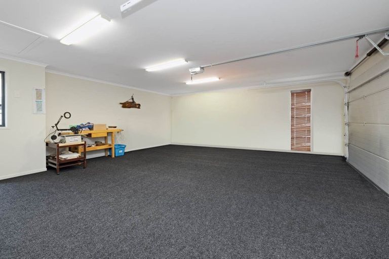 Photo of property in 10 Sophora Place, Papamoa Beach, Papamoa, 3118