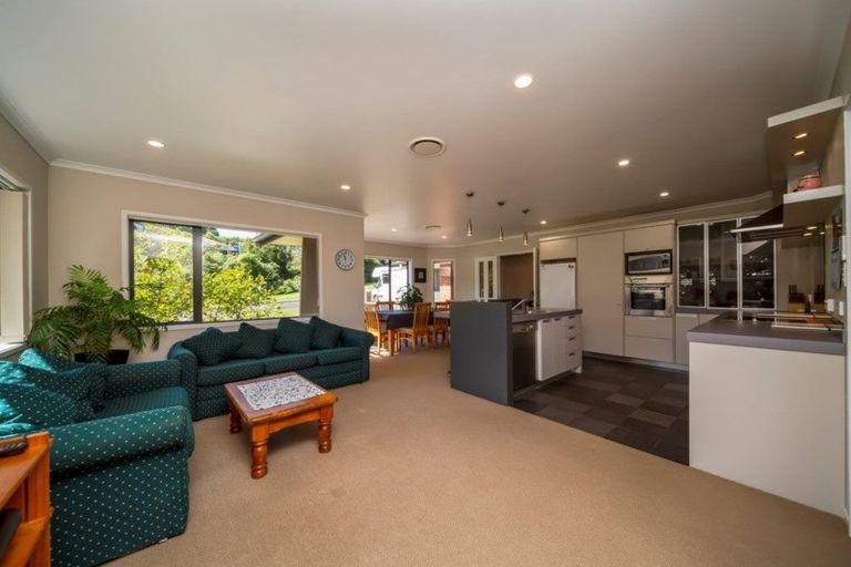 Photo of property in 223 Heta Road, Merrilands, New Plymouth, 4312