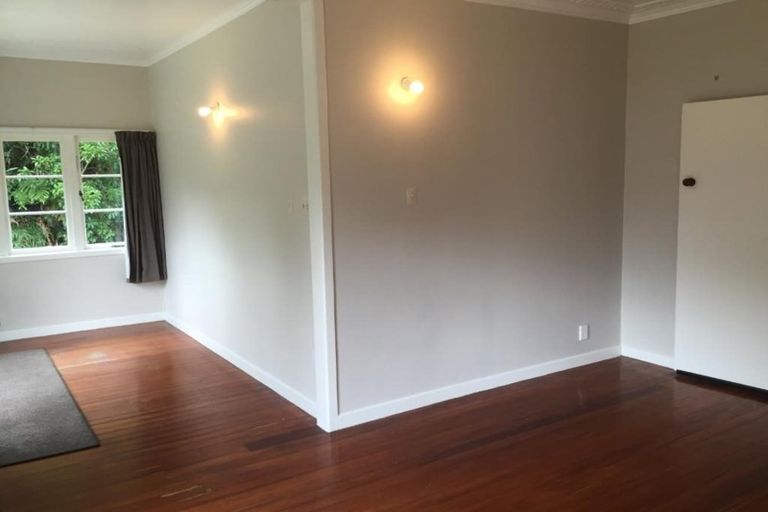 Photo of property in 20 Opoia Road, Hamilton East, Hamilton, 3216