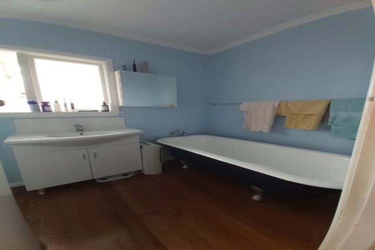 Photo of property in 35 Carruthers Street, Ilam, Christchurch, 8041