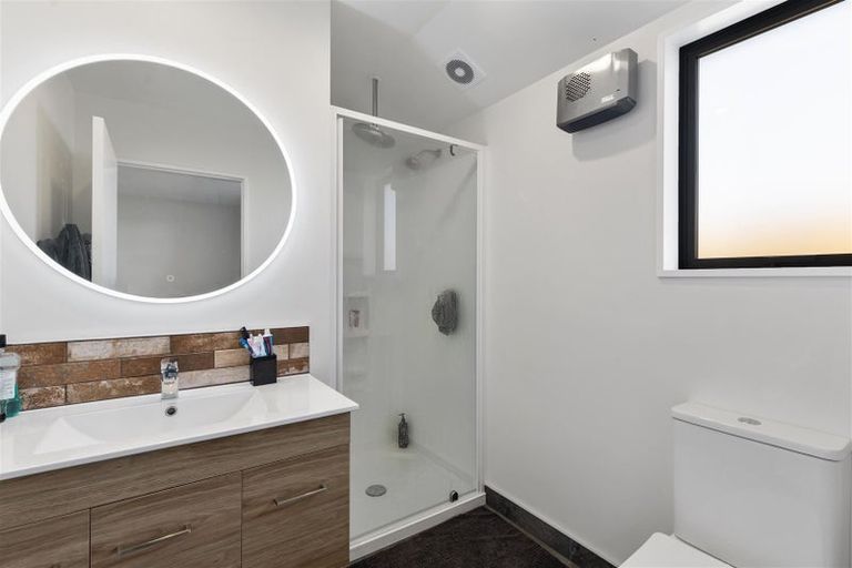 Photo of property in 144 Linwood Avenue, Linwood, Christchurch, 8011