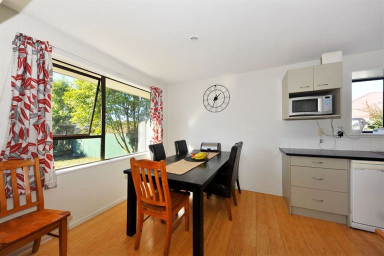 Photo of property in 36a Bevington Street, Avonhead, Christchurch, 8042