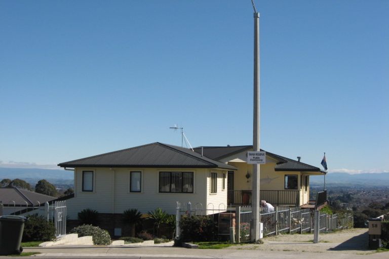 Photo of property in 81 Hikanui Drive, Havelock North, 4130