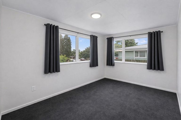 Photo of property in 17 Hodgson Street, Onerahi, Whangarei, 0110