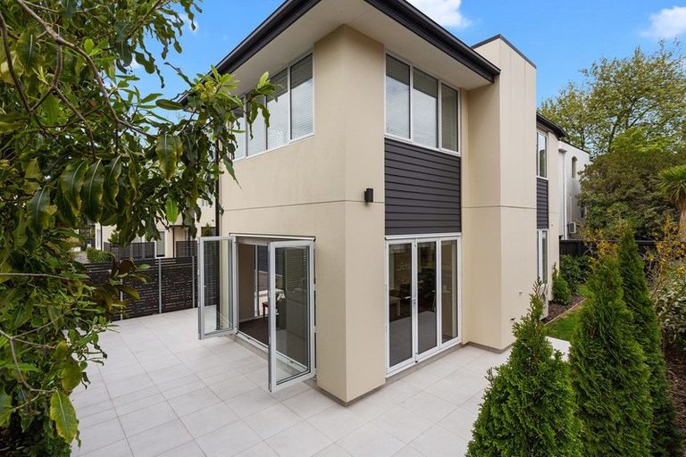 Photo of property in 7 Cheltenham Street, Merivale, Christchurch, 8014