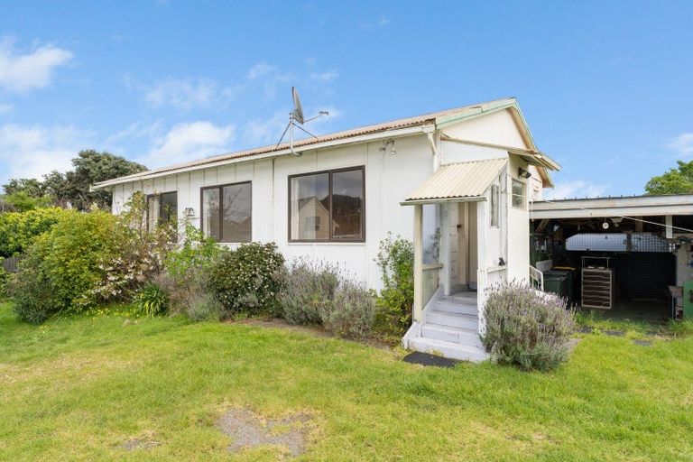 Photo of property in 4a Manuka Street, Otaki Beach, Otaki, 5512