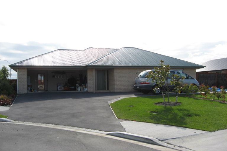 Photo of property in 102 Charles Street, Rangiora, 7400