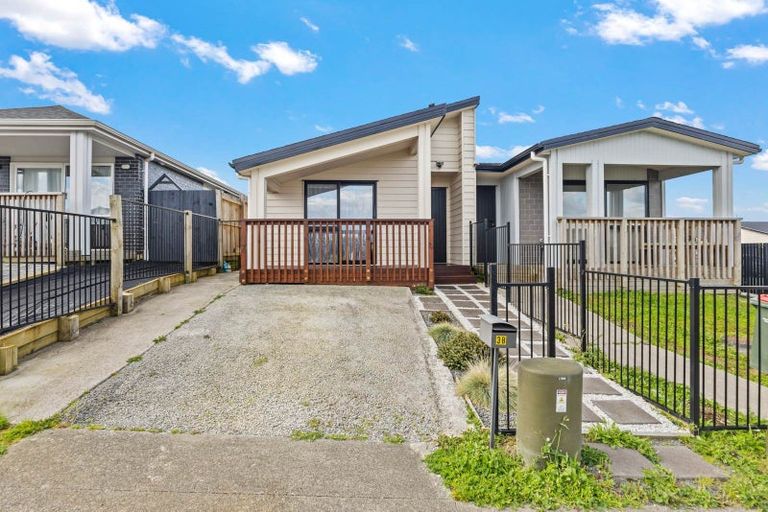 Photo of property in 3b Cronshaw Road, Karaka, Papakura, 2113