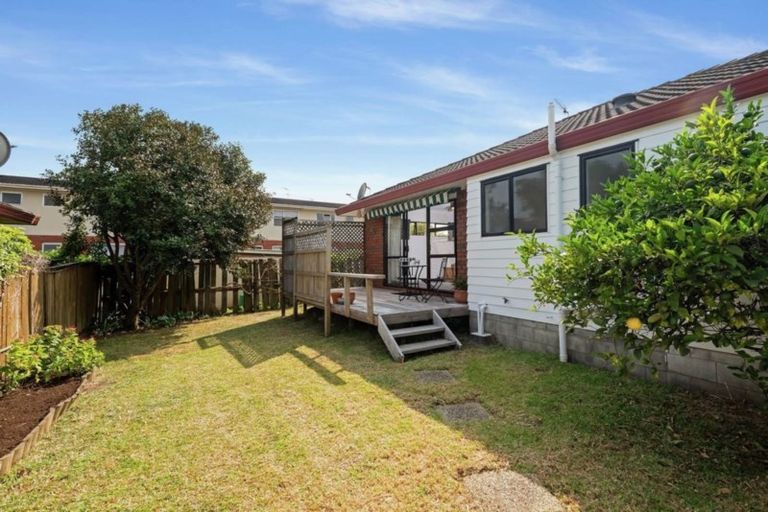Photo of property in 3/107 Moore Street, Howick, Auckland, 2014